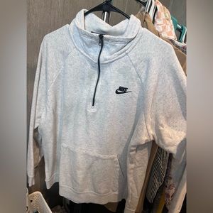 Light grey Nike pullover